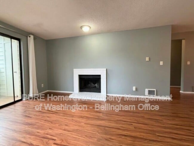 12906 8th Ave W