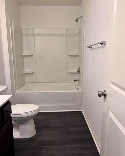 Photo - 330 Amberly Cir