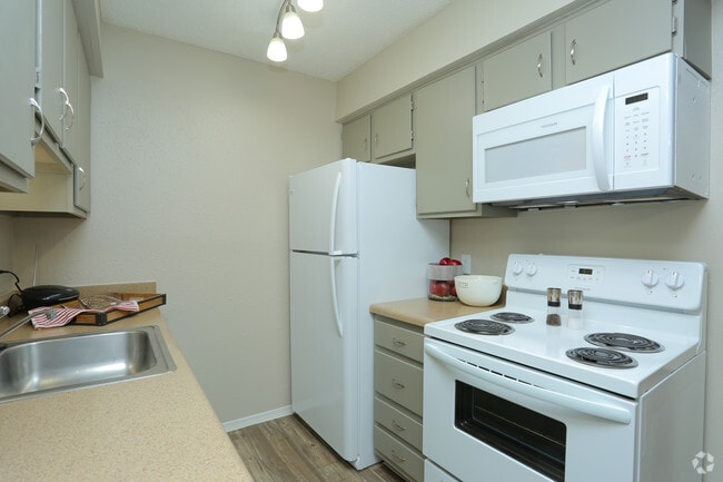 1BR - Kitchen