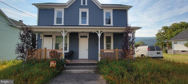 Photo - 14208 Temple St Apartments Unit 14208