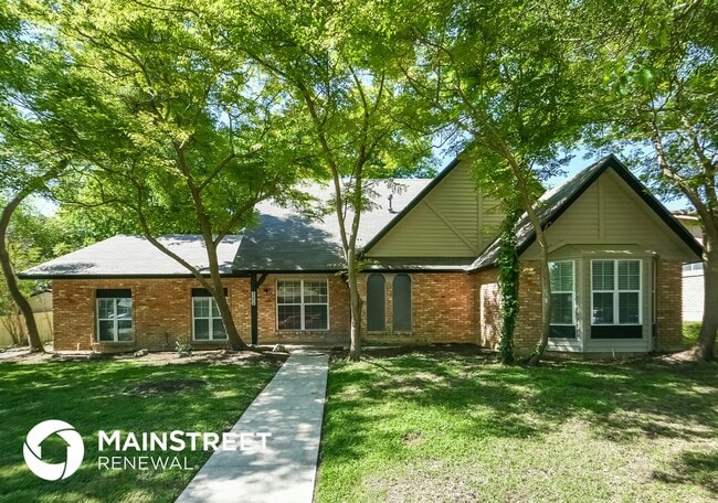 Photo - 302 De Soto Dr