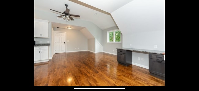 Photo - 20 Commonwealth Ave Unidad Modern Quiet Studio