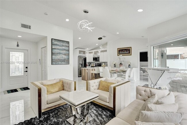 Photo - 11761 NW 12th St