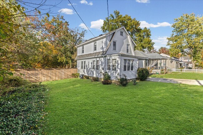 Photo - 122 W Somerdale Rd