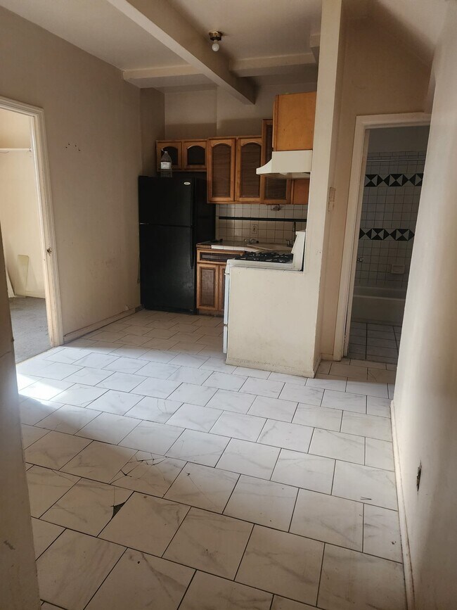 149 W 5th St Unit 1