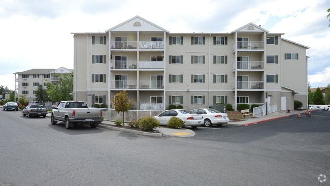 Photo - Vintage at Bend