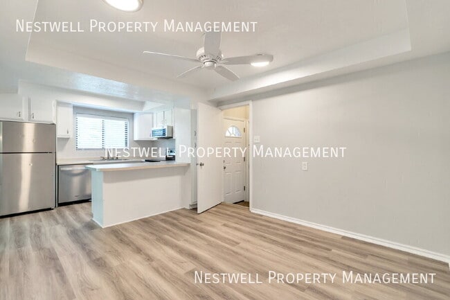 Photo - 453 E Haven Ave
