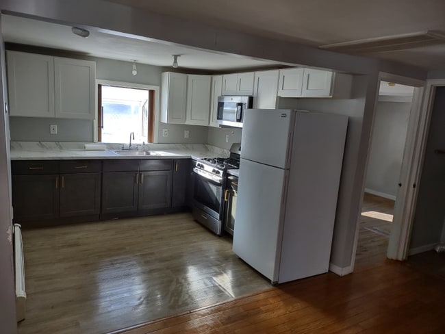 Photo - 10 Paradise Trail