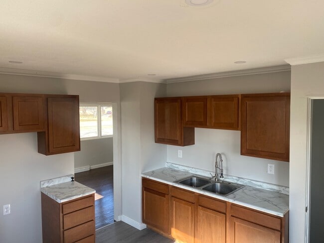 Photo - 2309 Union Ave