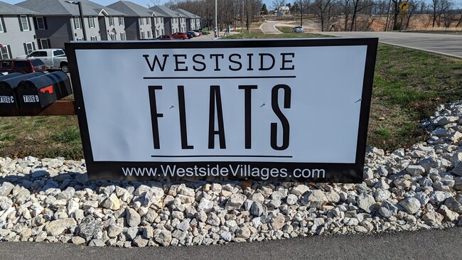 Photo - Westside Flats Unidad 714B