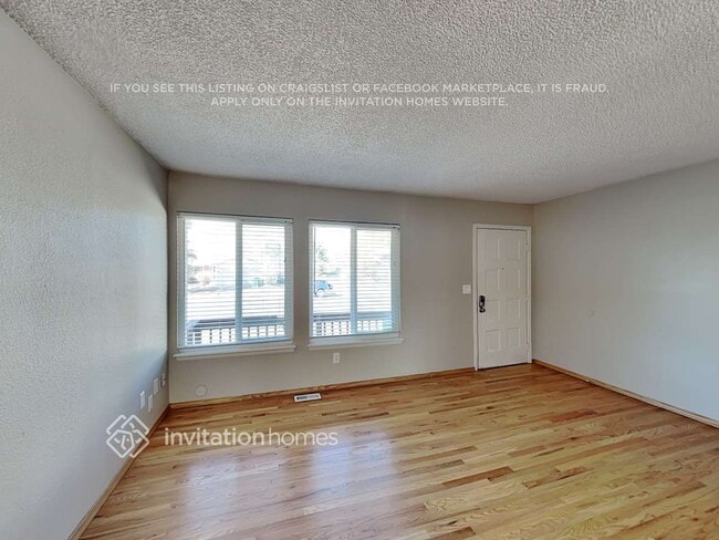 Photo - 3582 S Olathe St