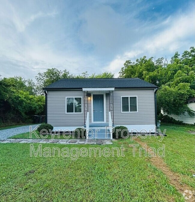 Building Photo - 1308 Leonard Ave Rental
