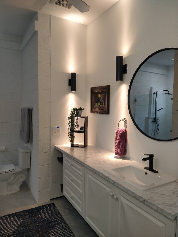 Photo - 2053 Carolina Ave