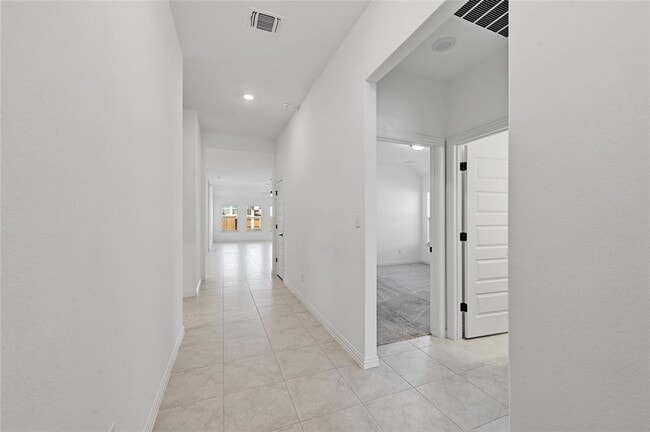 Photo - 160 Fawn Riv Run