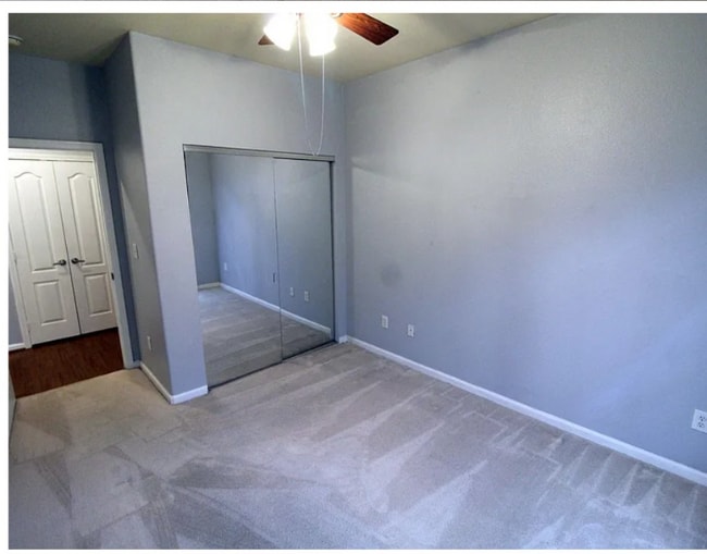 Building Photo - 1085 Shop Rd Unit 345