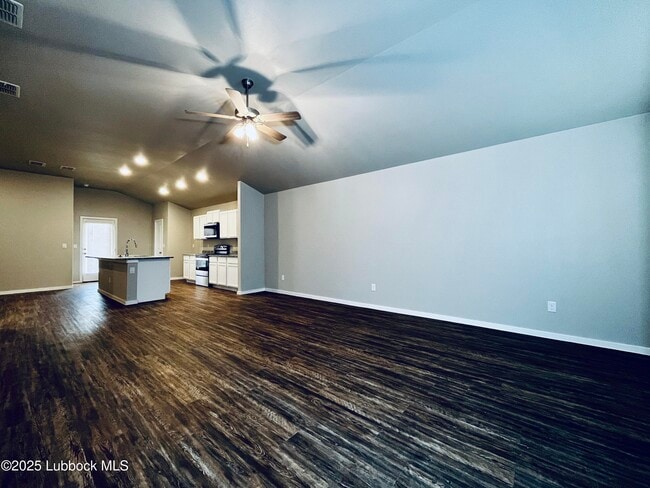 Photo - 2109 N Avenue L