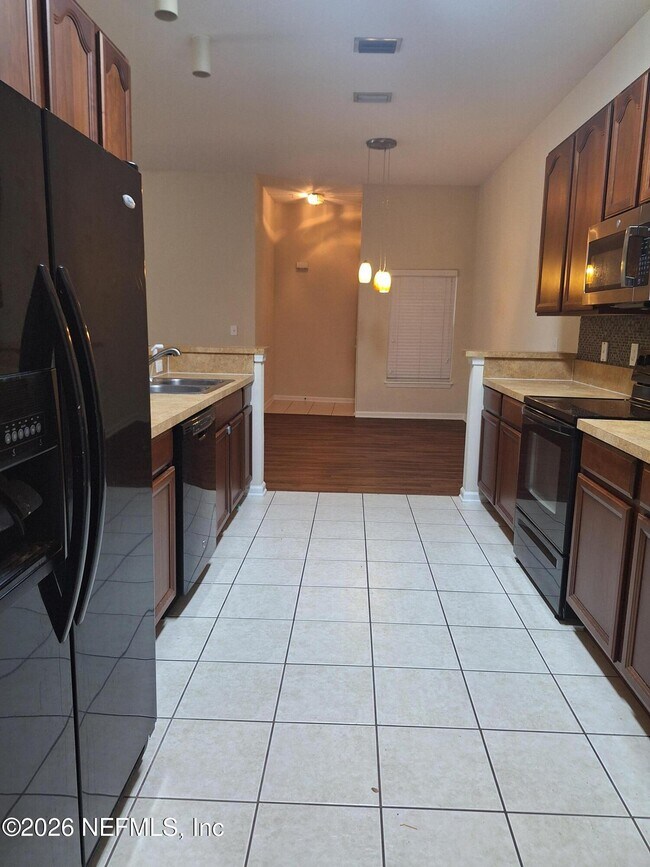 7061 Snowy Canyon Dr Unit 110