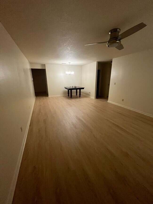 Photo - 2/2/1 in On Top of The World