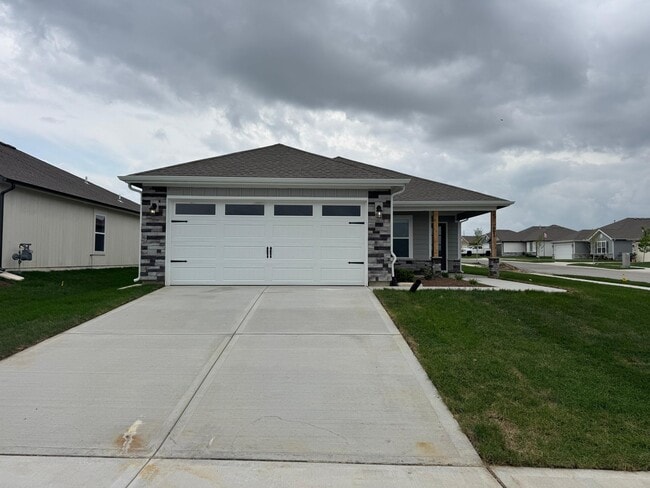 Photo - 518 N Pear St