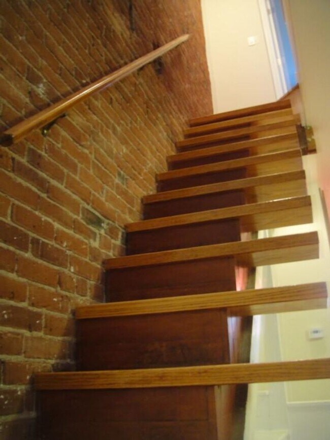 Photo - 3 bed 2 bath HOME for rent in South End - ...