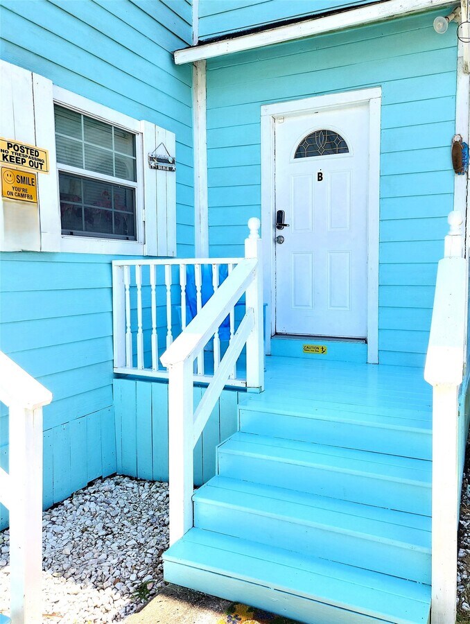 Photo - 2605 Avenue Q