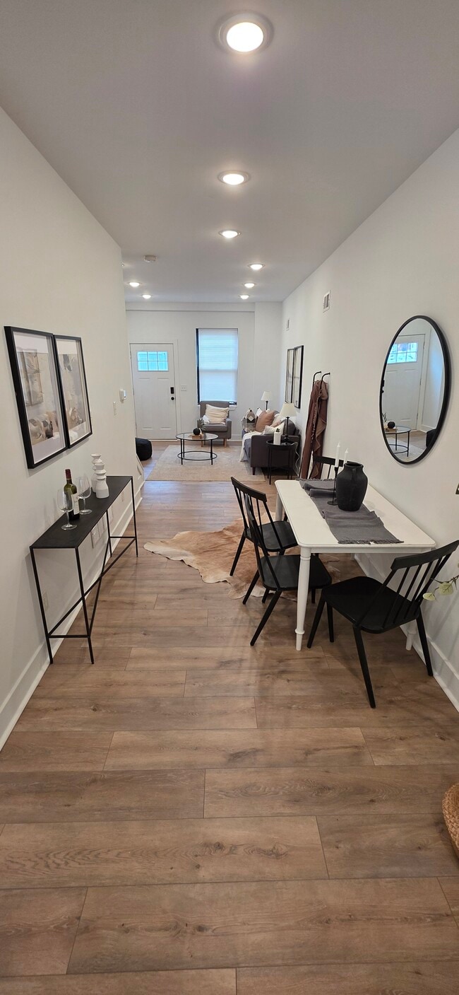 Photo - 532 N Belnord Ave