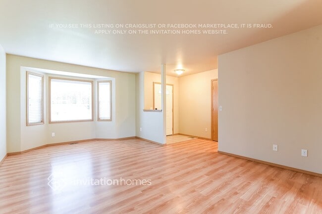 Photo - 5412 193rd Ave E