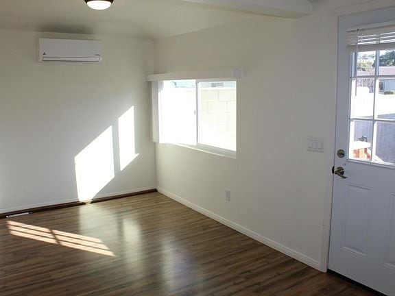 Photo - Sweet home