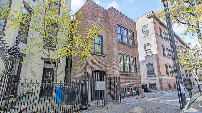 Building Photo - 1648 N Sedgwick St Unit 1