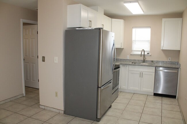 Photo - 2004 Cavallo Rd Unit A