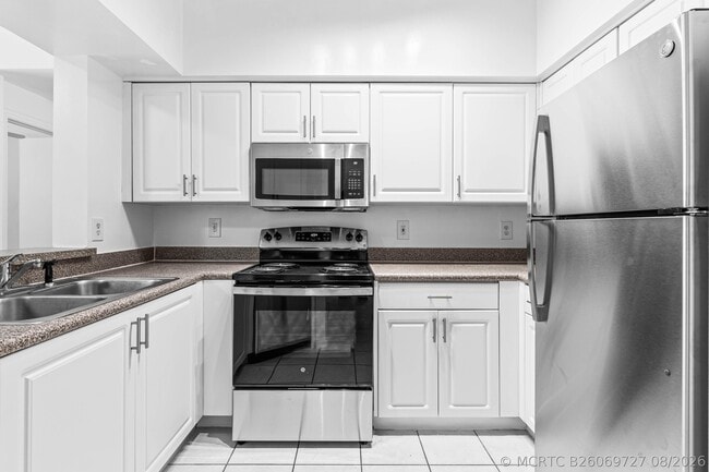 Building Photo - 1977 Brandywine Rd Unit 207