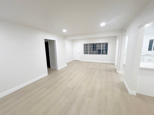 Photo - 2740 Easy Ave