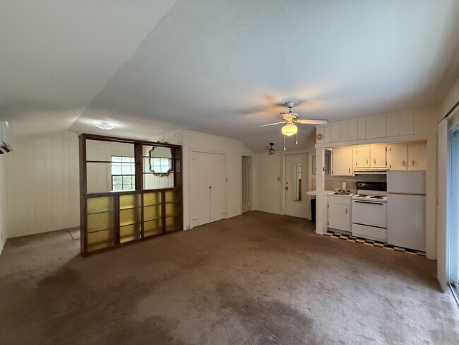 Photo - 6408 San Jose Blvd W