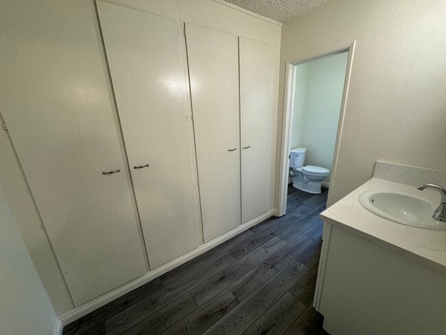 Photo - 3920 Redondo Beach Blvd Unidad 26