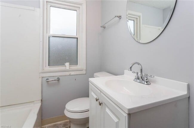 Photo - 1541 Lakewood Ave