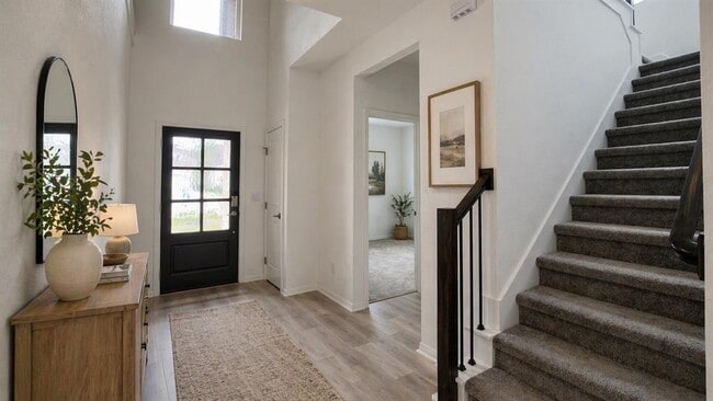 Photo - 523 Andesite Cv