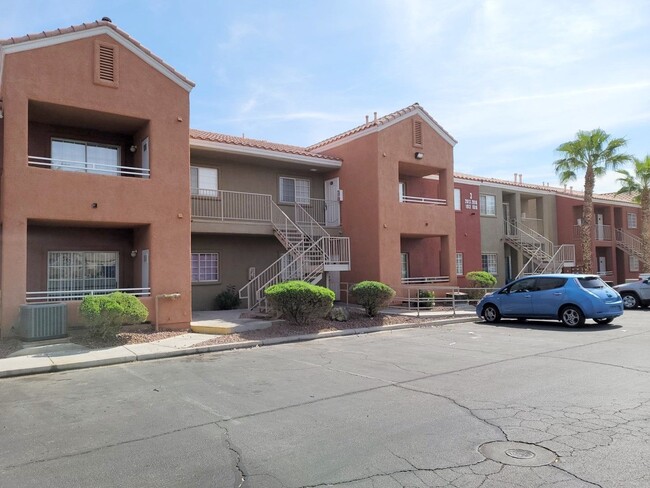 Near Nellis AFB - Near Nellis AFB Casa