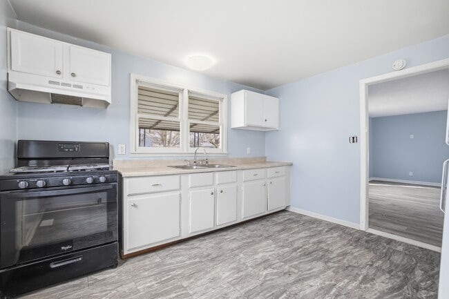 Photo - 2719 Dewey St