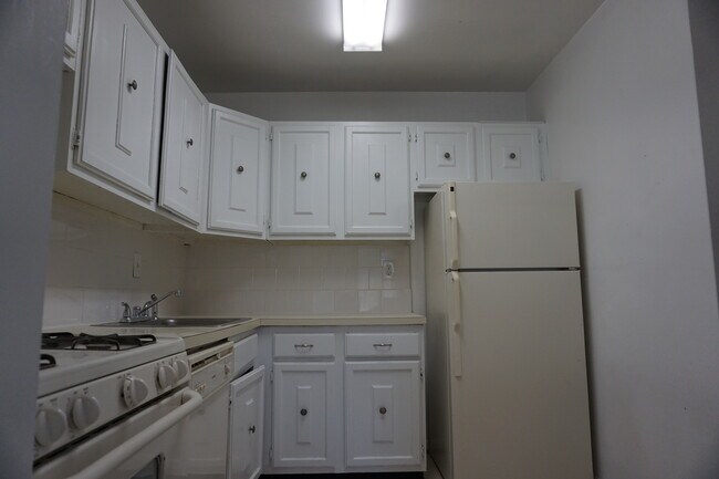 Photo - 4330 Hartwick road Unit 218