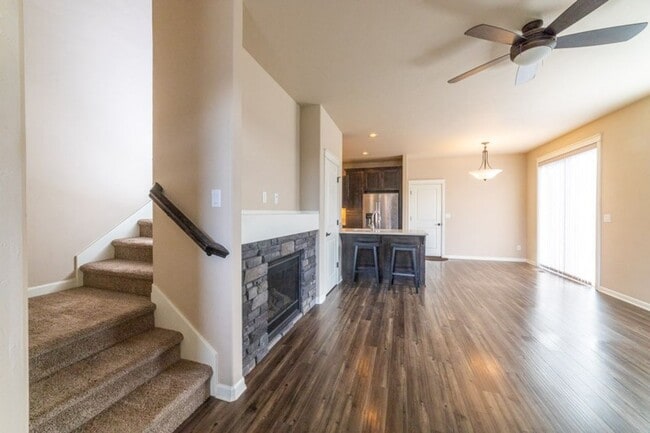 Photo - Beautiful unit in NE Bend!  Great location!