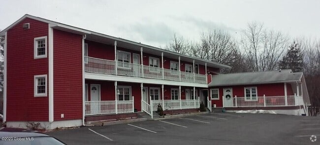 Building Photo - 220 Broad St Unit E Rental