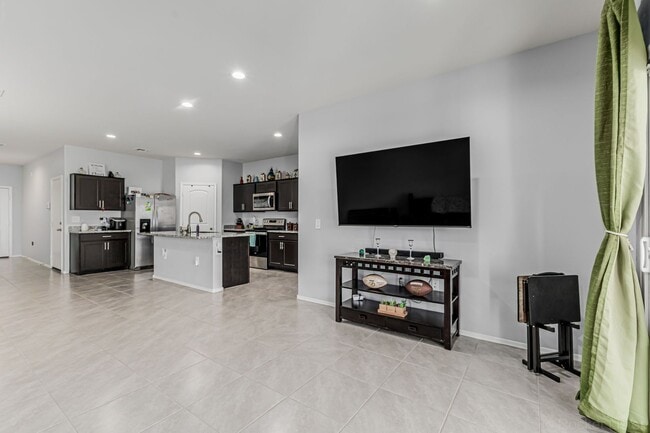 Photo - 5 Bedroom home in Maricopa