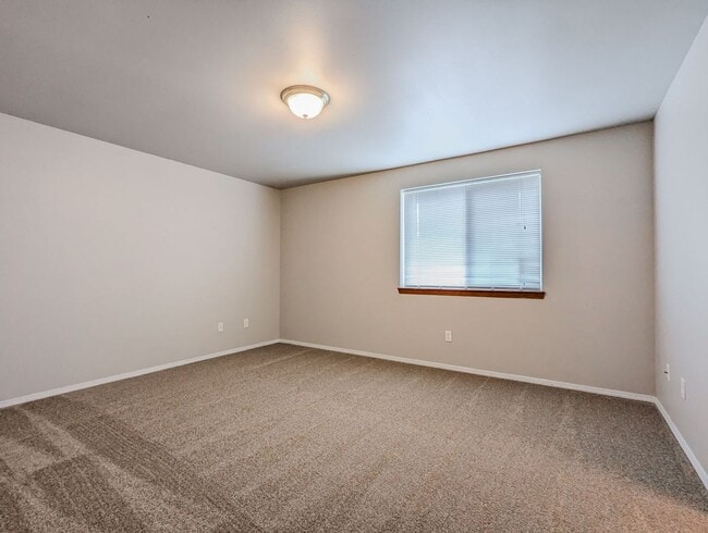 Photo - 417 Pine Ave Unit B