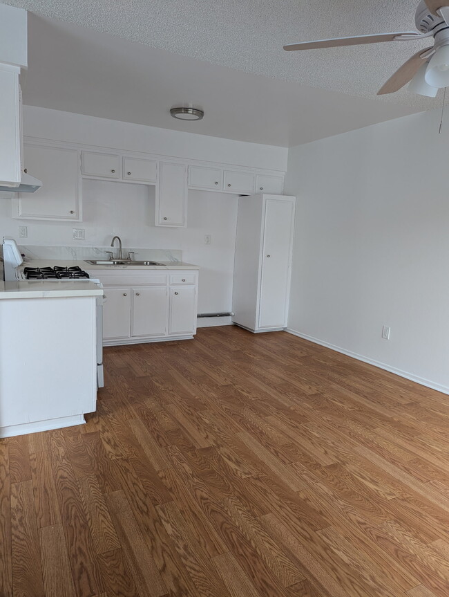 Charter House Apartments