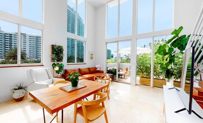 Photo - 1428 West Ave Unidad 406