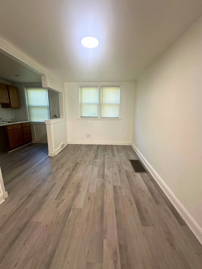 Photo - 221 W 21st St Casa