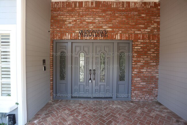 Photo - 460 S Bridge View Dr