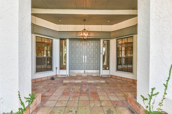 Photo - 1 Cadena Ct