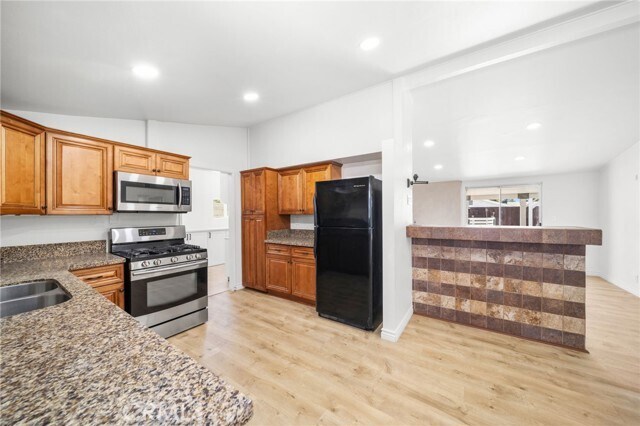 Photo - 1610 N Amador Ave