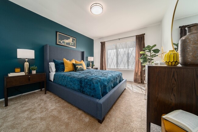 The Crossroads At Southfield Apartments